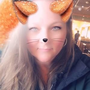 Meet your Posher, Holly